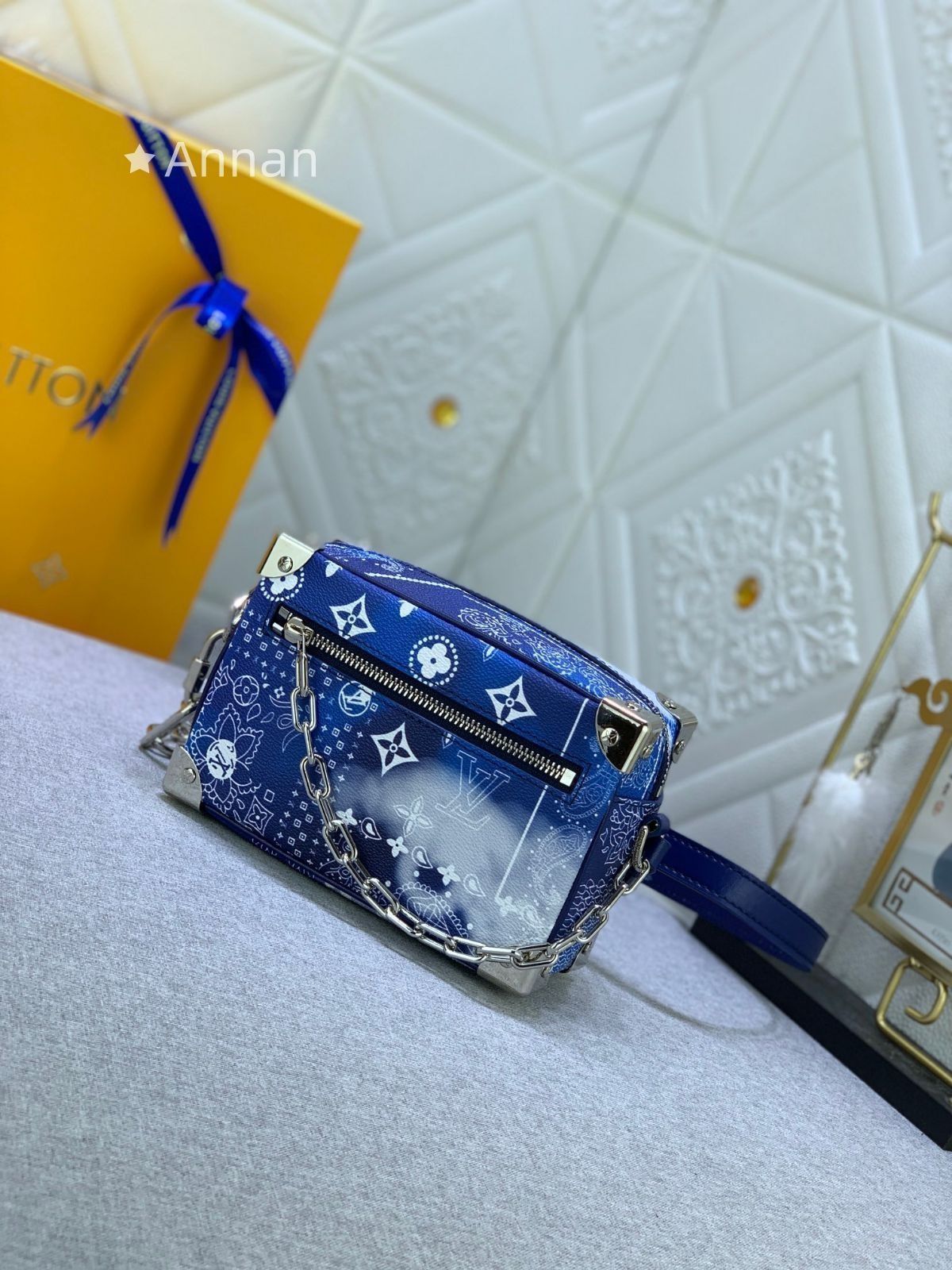 Louis vuittonルイヴィトン メンズ ショルダーバッグ モデル 男性用 BOX 家庭洗濯可 細見え