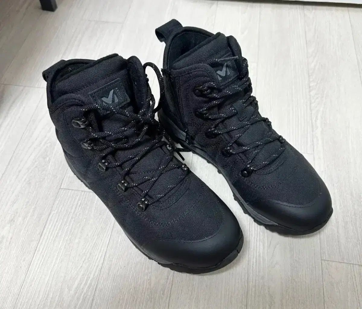 ミレー レディース トレッキングシューズ ダウンブーツ 防寒靴 ハイキングシューズ 245