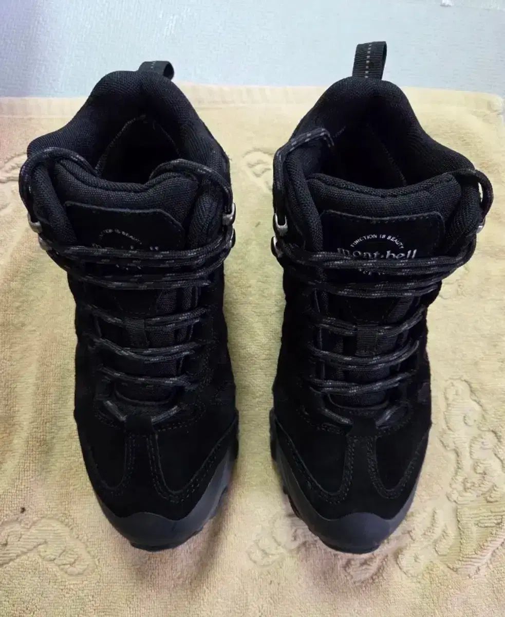 モンベル レディース 登山靴 245