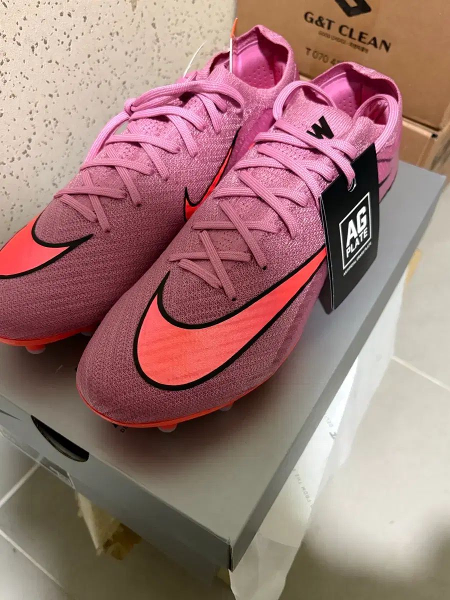 マーキュリアル エリートAG 270