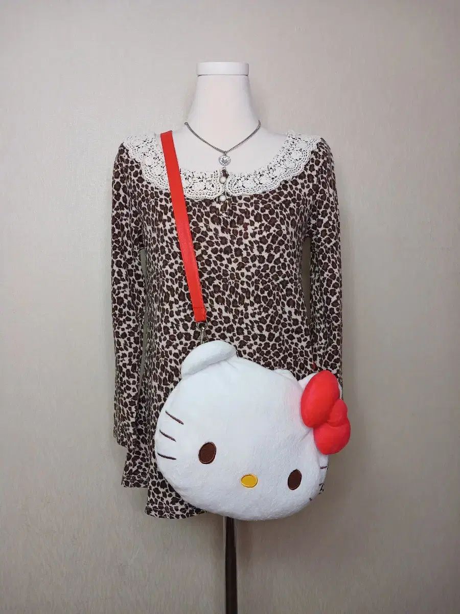 ヴィンテージ ハローキティ ぬいぐるみ バッグ クロスバック レトロキティー キティー ピンタレスト ギャル