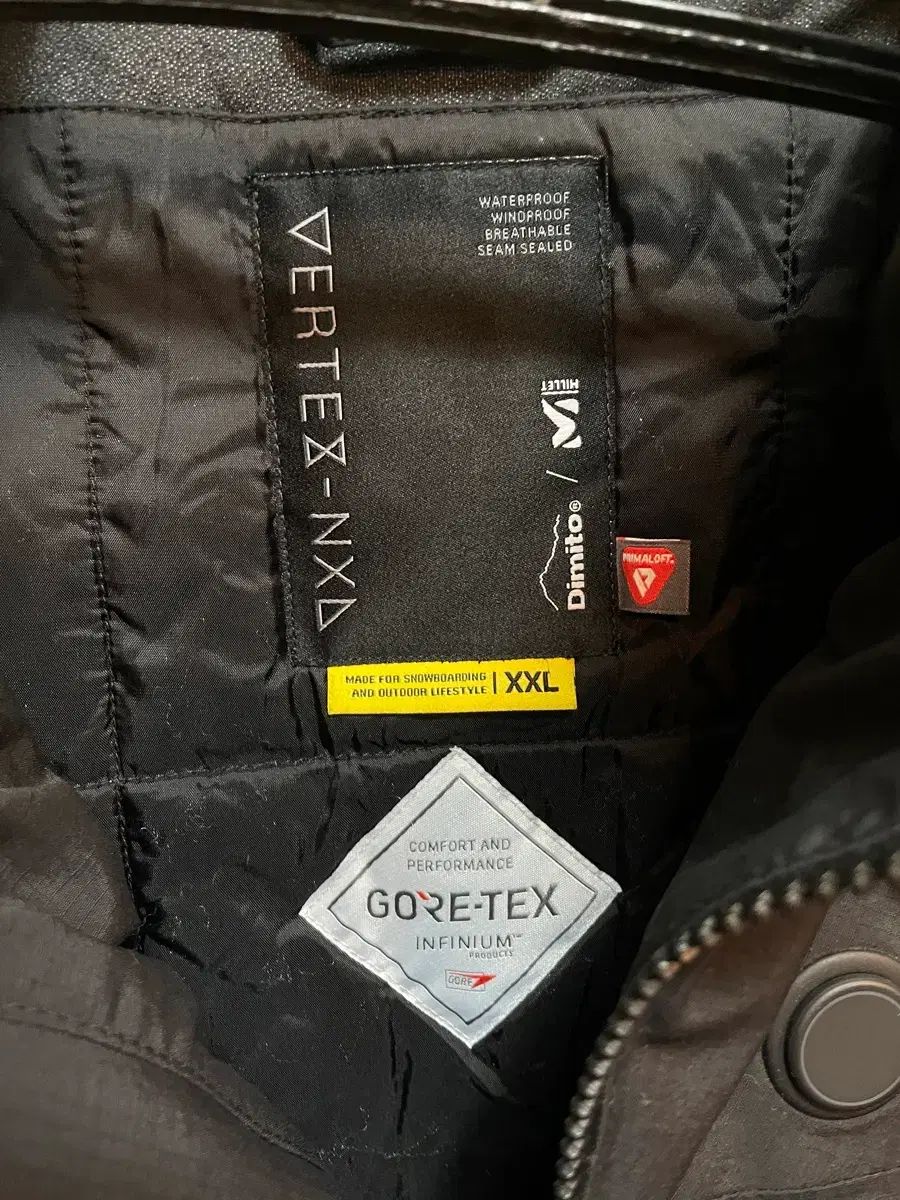 ディミートゥーxミレー ゴアテックス