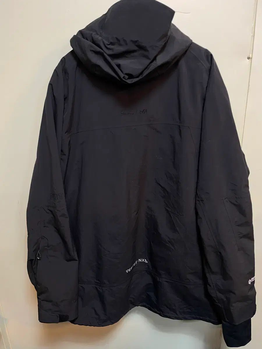 ゴアテックス ジャケット