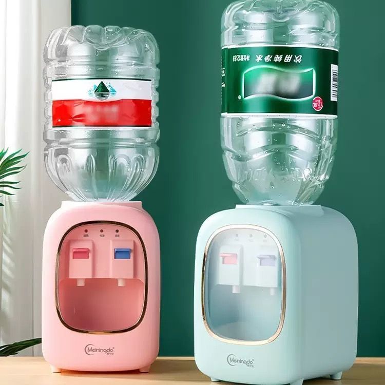 大好評 卓上 ウォーターサーバー ペットボトル対応 プッシュ式 温水 冷水 ボトル ロック付き コンパクト 2 L 500 ml ミニタイプ 軽量 家庭用