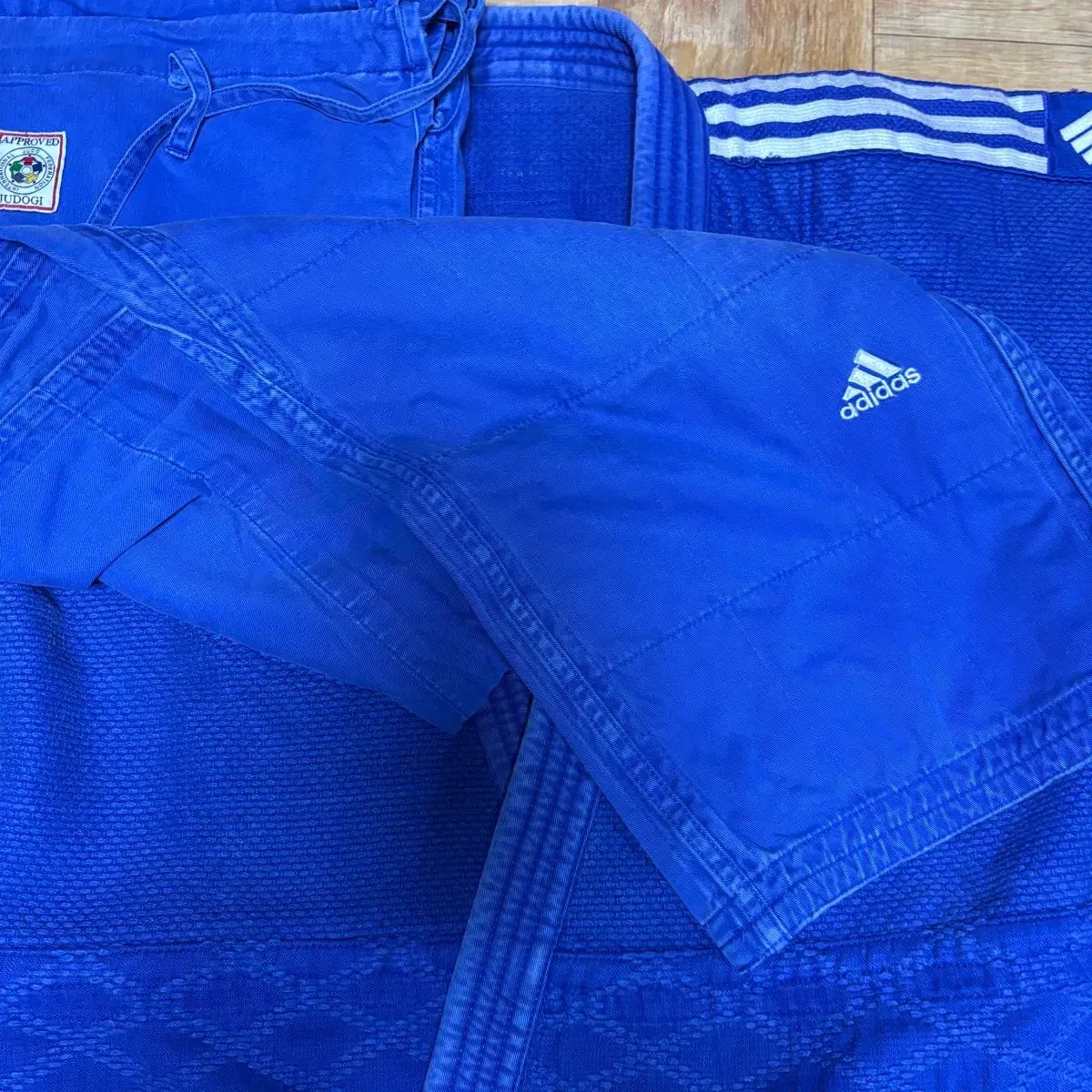 アディダス チャンピオン2柔道着