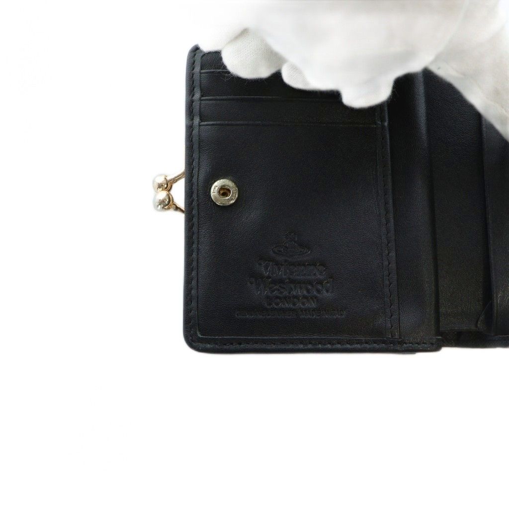 ヴィヴィアンウエストウッド Vivienne Westwood 二つ折り財布