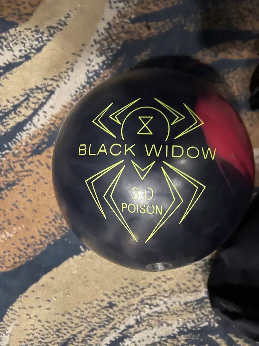 HAMMER black widow 3 0 Poison 15 p ボーリングボール