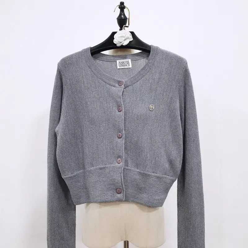 マリテフランソワジルボー ウール100 クロップドカーディガン