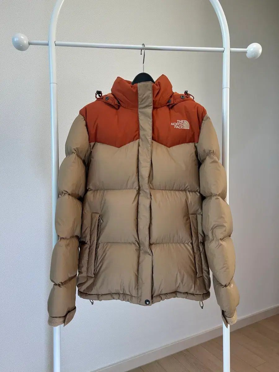 THE NORTH FACE ザノースフェイス ダウン グースダウン 90 L サイズ ユニセックス ベージュ