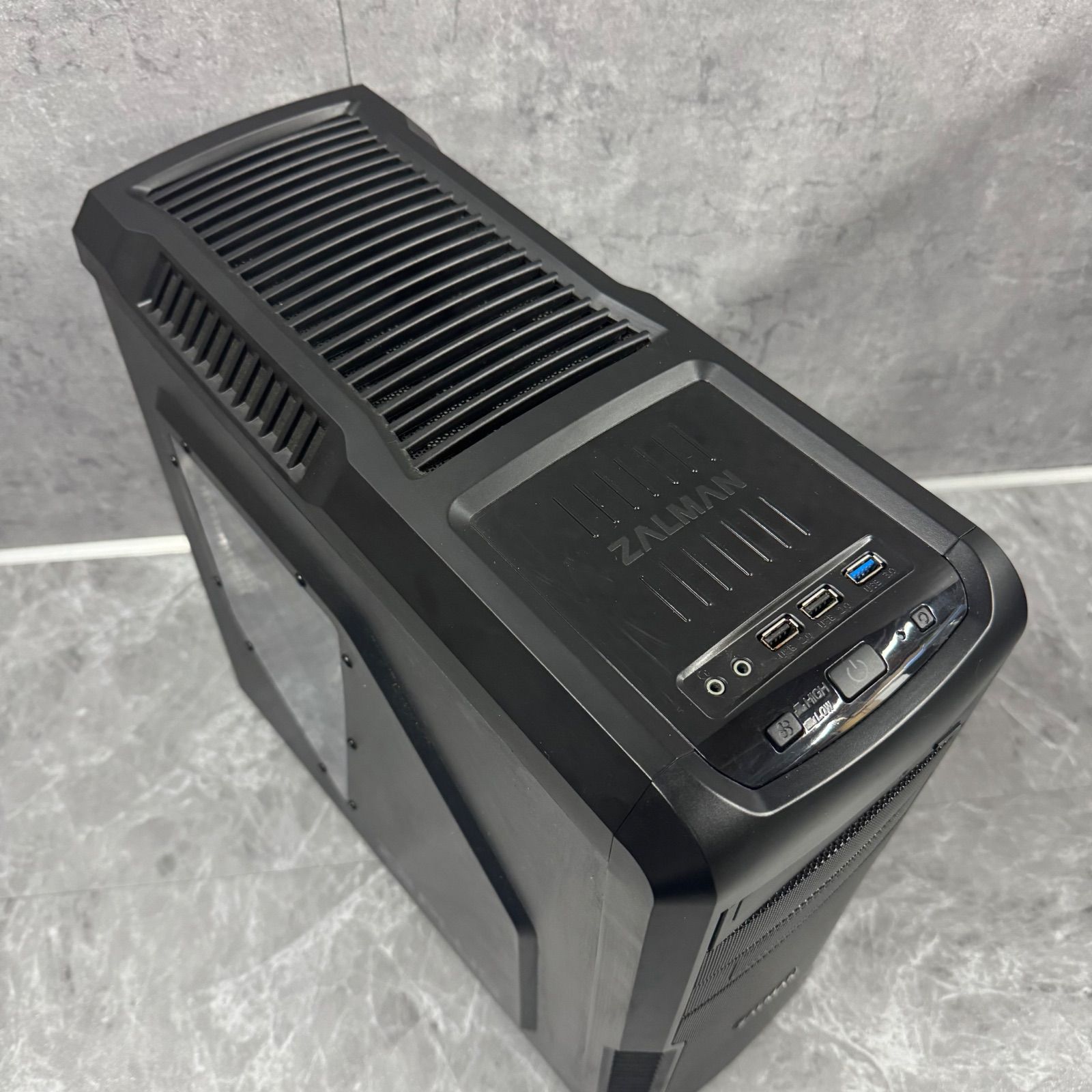 自作ゲーミングに最適 ZAKMAN Z 3 PLUS PCケース