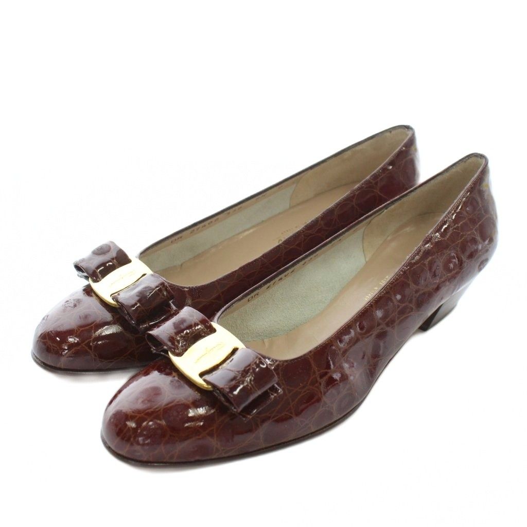 サルヴァトーレフェラガモ Salvatore Ferragamo ヴァラリボン パンプス