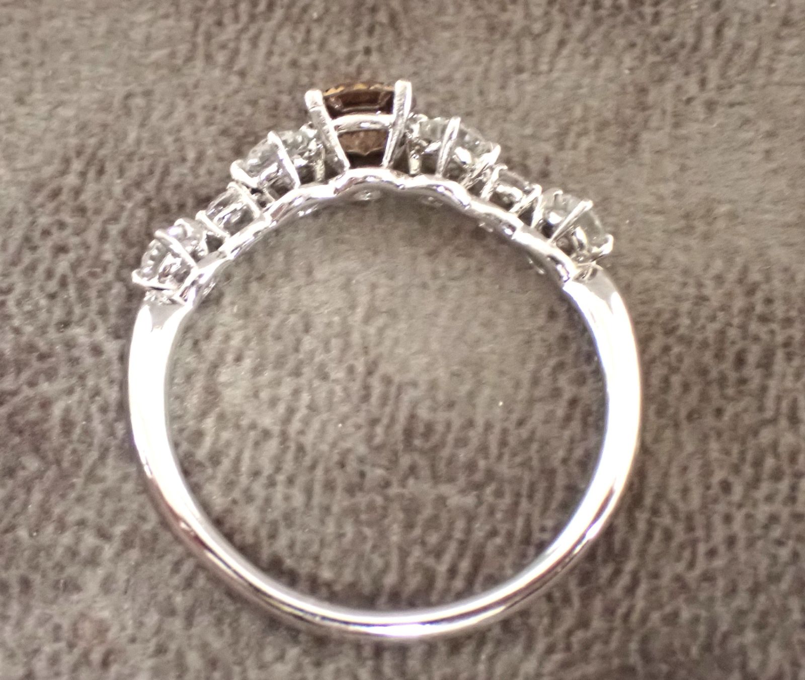 ソリティアダイヤリング