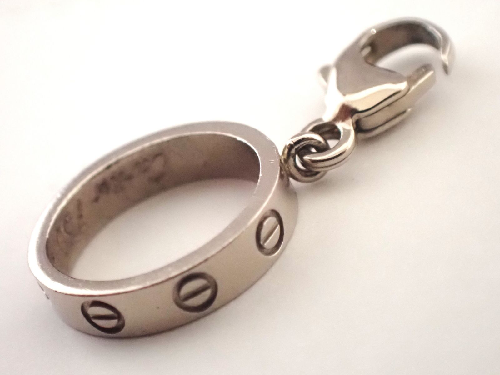 Cartier カルティエ ラブチャーム K 18 WG 18金 重量約1 4 g