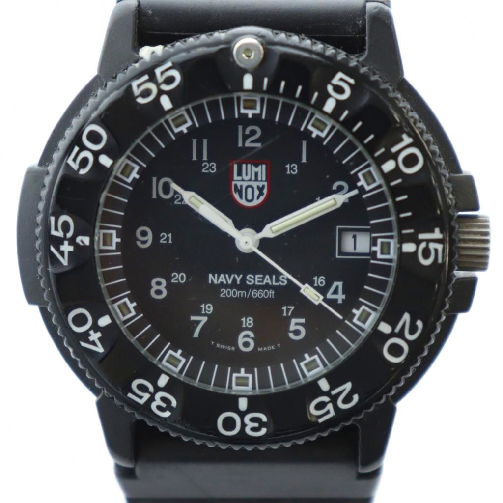 ルミノックス LUMINOX NAVY SEALS 腕時計 ウォッチ クォーツ 黒文字盤 ロゴ デイト カレンダー付き 黒 ブラック ■GY11 /MQ