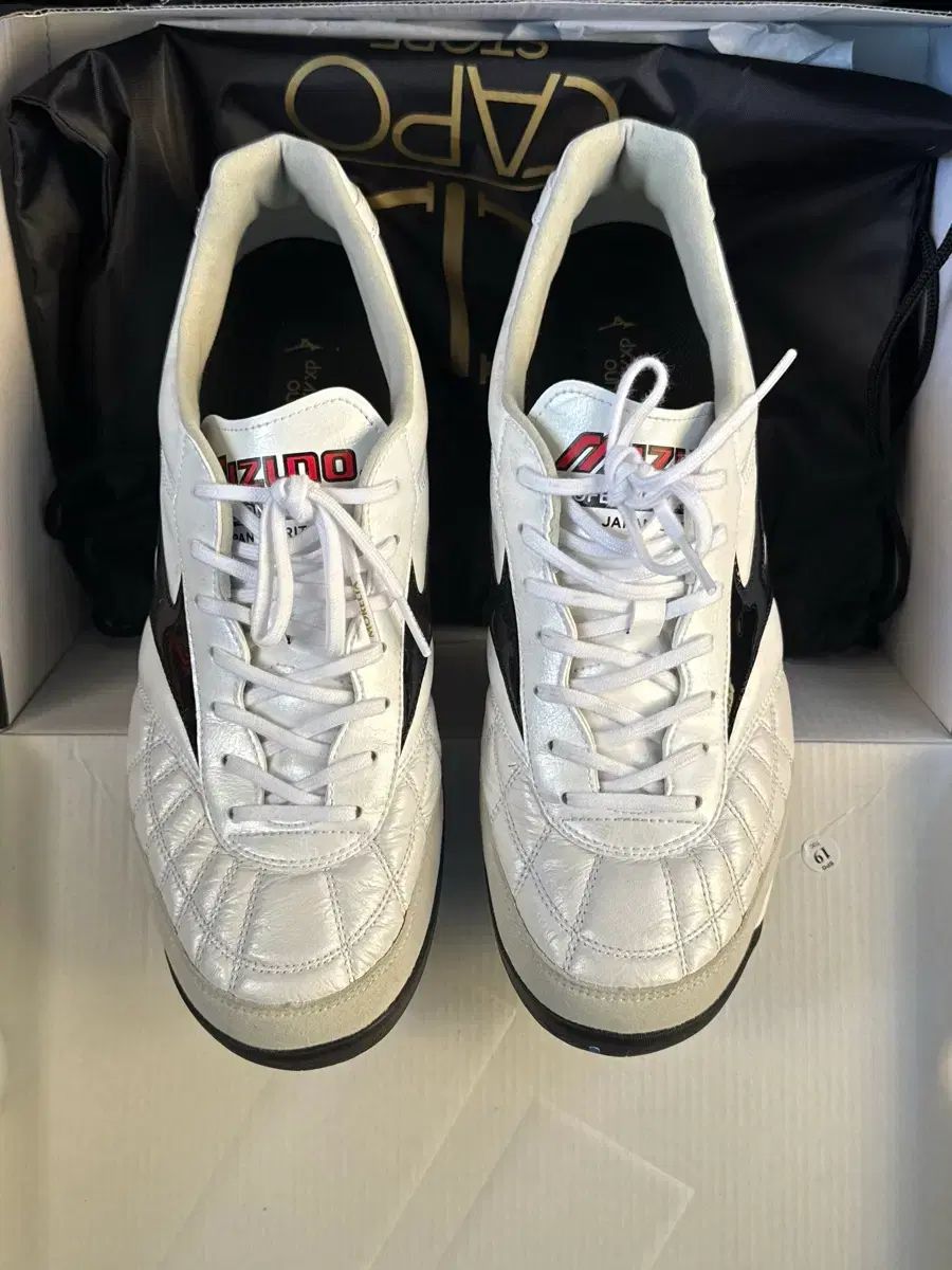 ミズノ モレリア サラ ジャパン TF 白 ブラック 275 mm