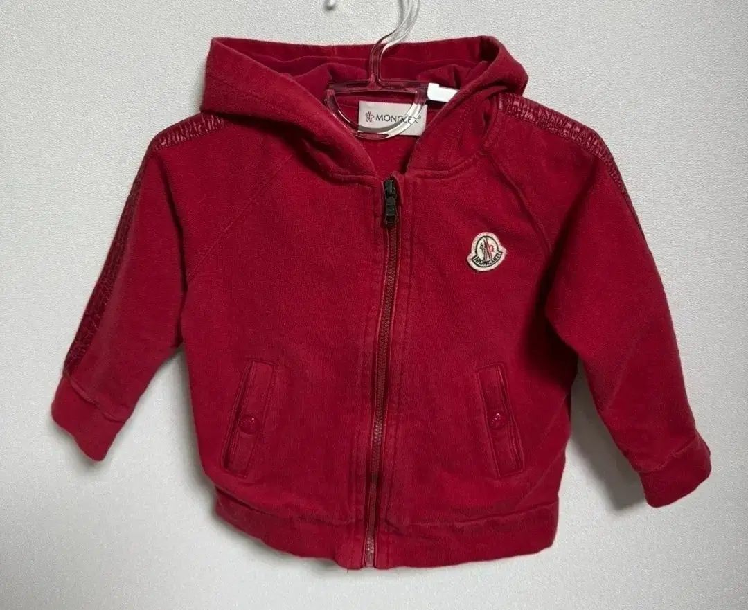 MONCLER モンクレール キッズ レッド WHO ジップアップ