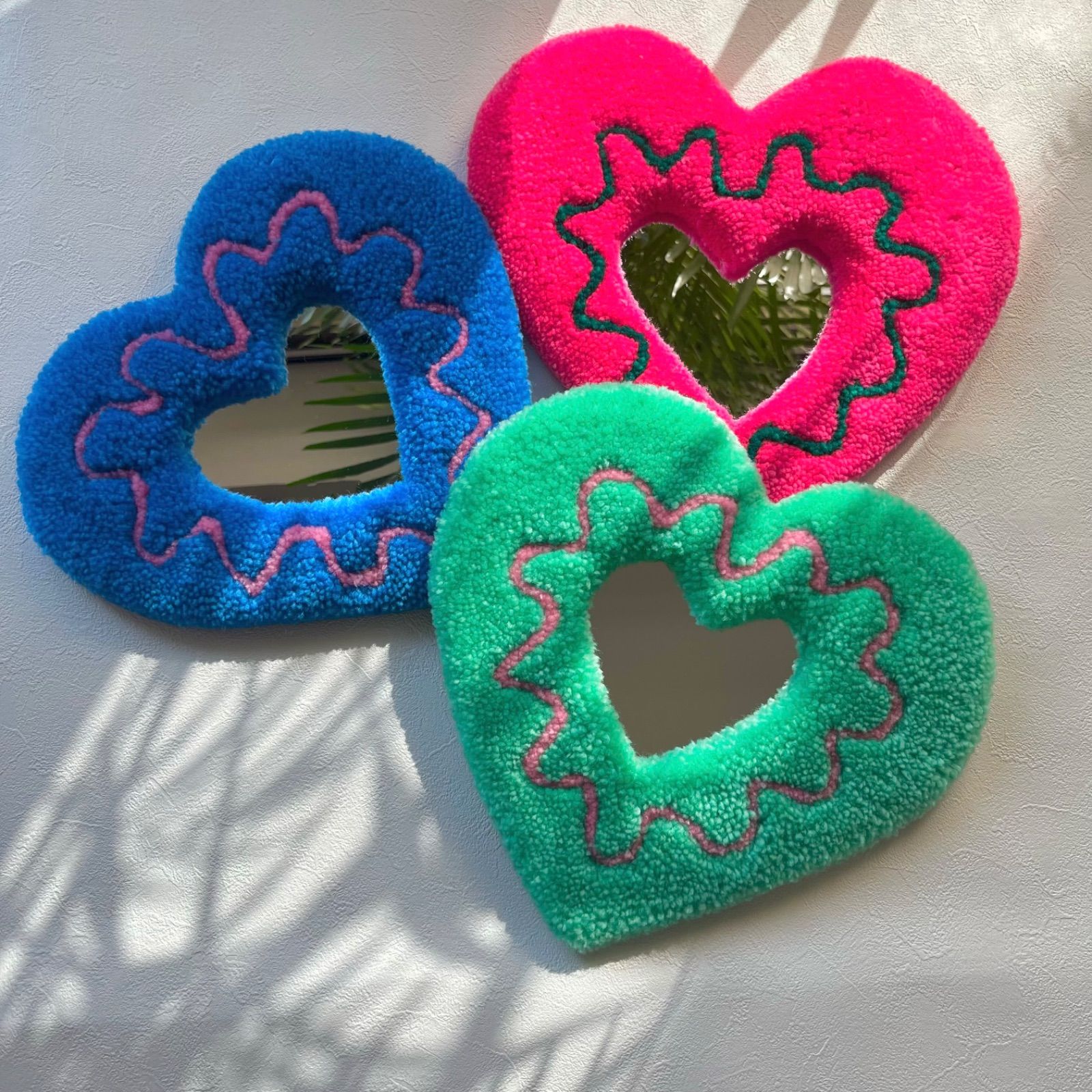 タフティングミラー Heart motif mirror