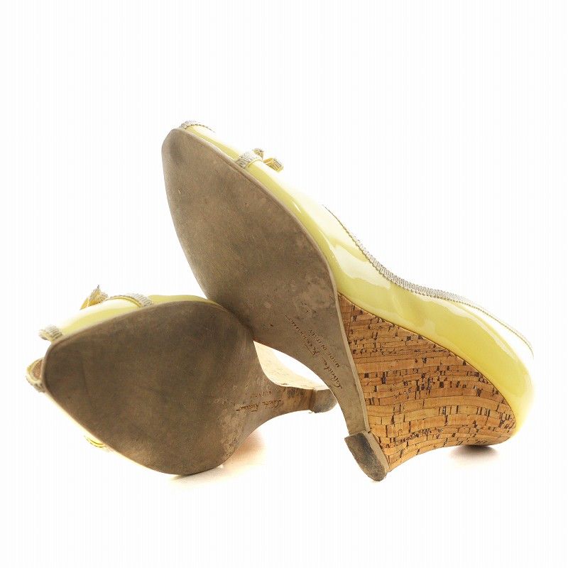 サルヴァトーレフェラガモ Salvatore Ferragamo ヴァラリボン パンプス