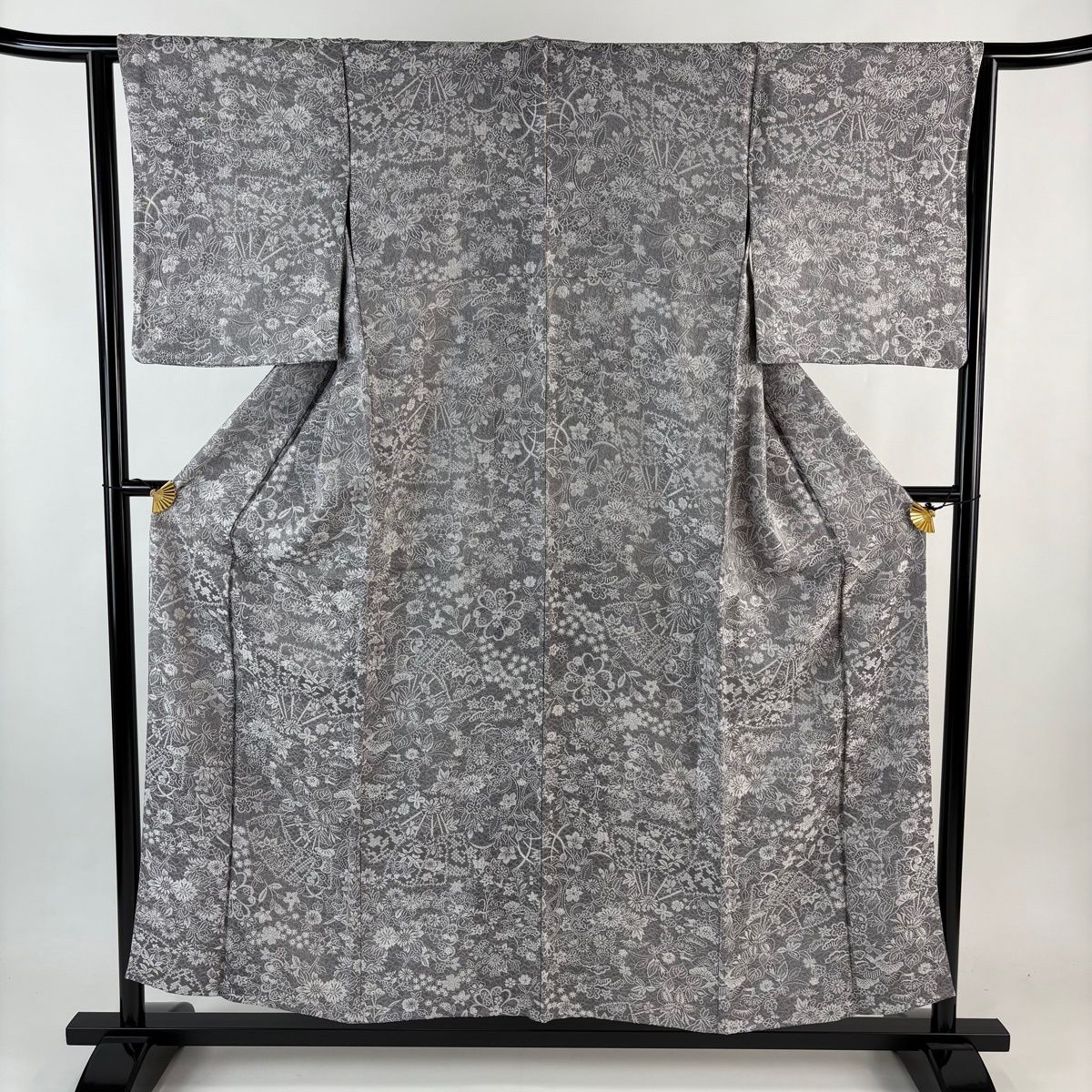 小紋 身丈157 cm 裄丈64 M 単衣 紋意匠 草花 扇 灰色 正絹