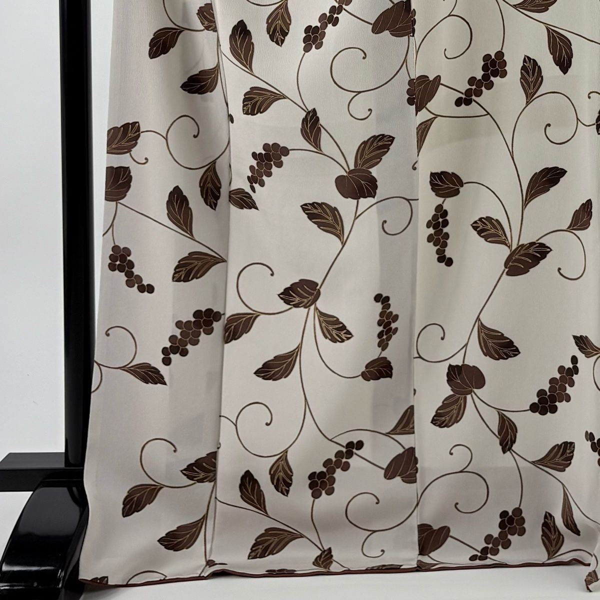 小紋 身丈171.5 cm 裄丈72 L 袷 葡萄唐草 銀彩 灰茶 正絹