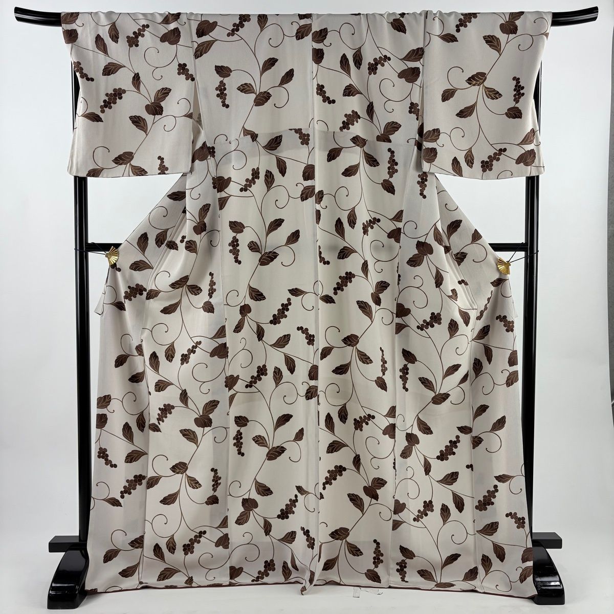 小紋 身丈171 5 cm 裄丈72 L 袷 葡萄唐草 銀彩 灰茶 正絹