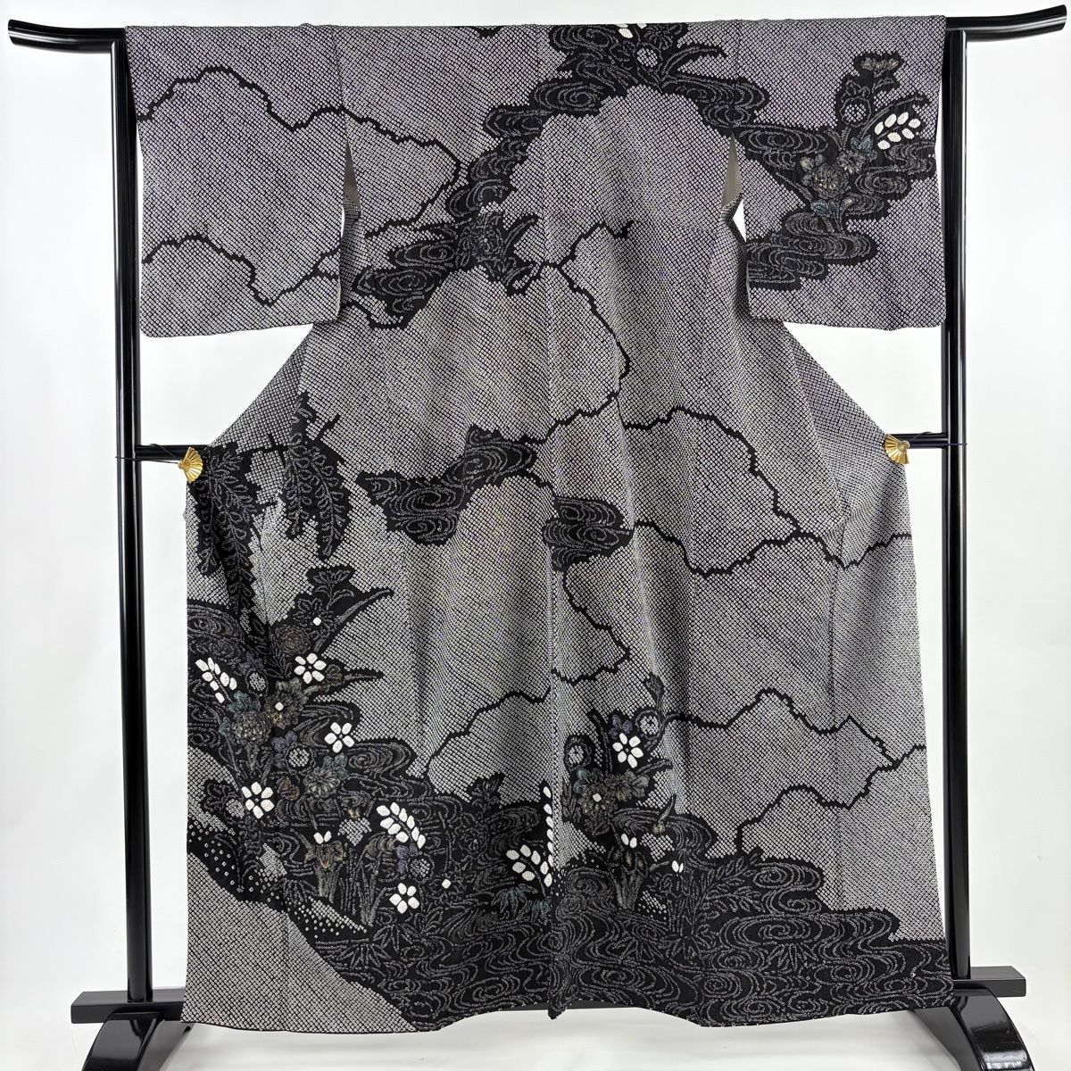 美品】 訪問着 身丈160.5cm 裄丈65cm M 袷 草花 流水 総絞り 金彩 黒
