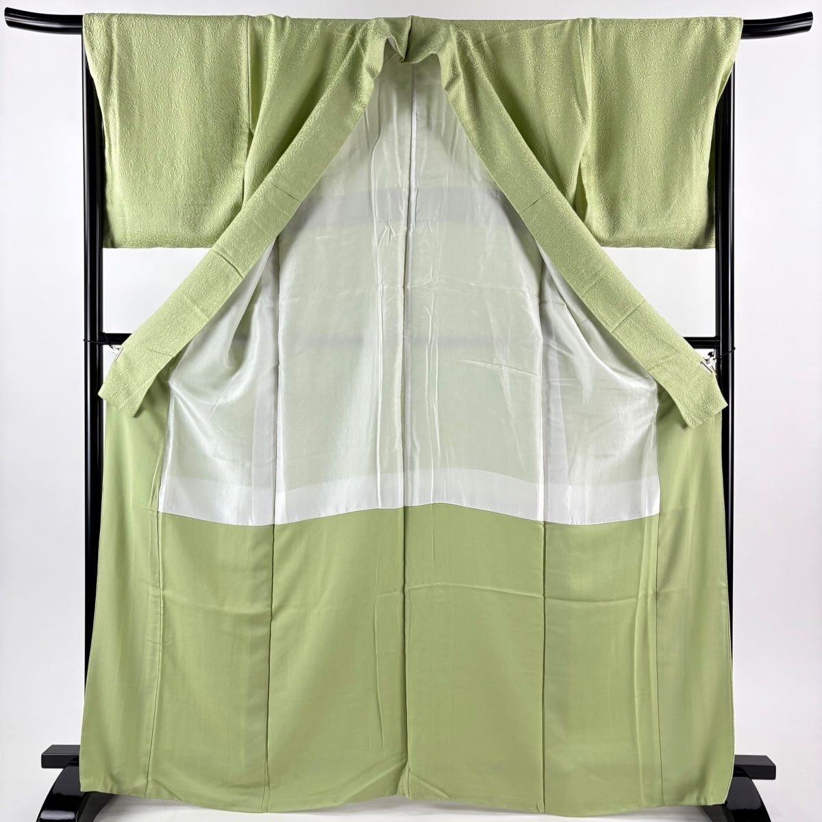  色無地 身丈166 5 cm 裄丈67 L 袷 地紋 薄緑 正絹 秀品 色無地 着物