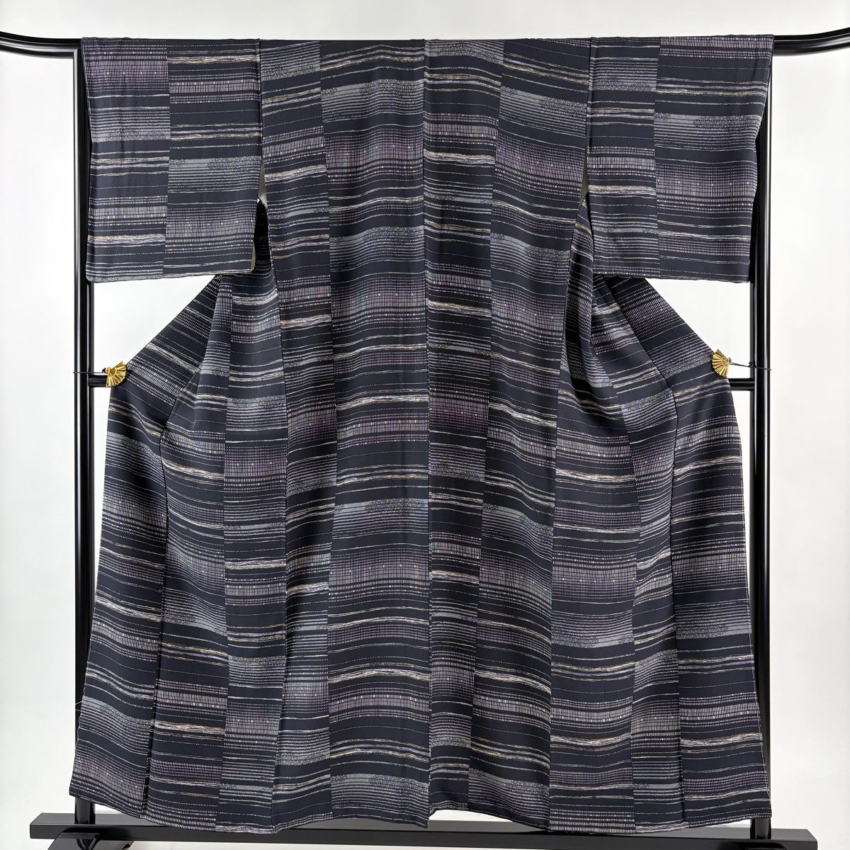 小紋 身丈156 5 cm 裄丈66 M 袷 縞 幾何学 墨色 正絹 秀品