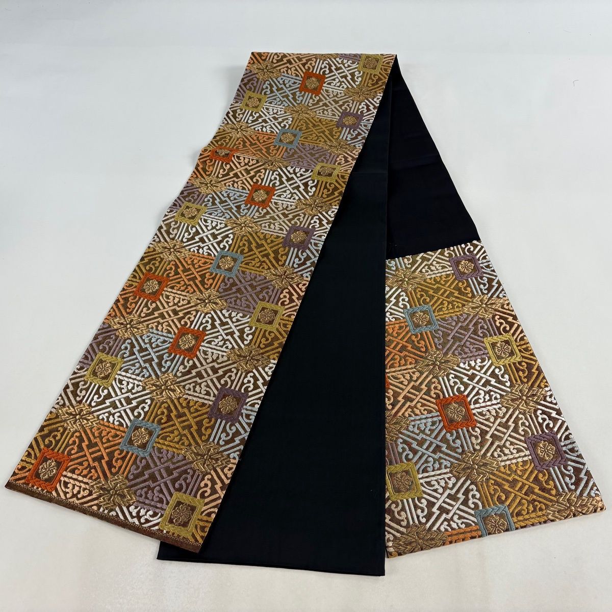 袋帯 秀品 正倉院花喰鳥華文 華文 金糸 ベージュ お太鼓柄 正絹 【中古】