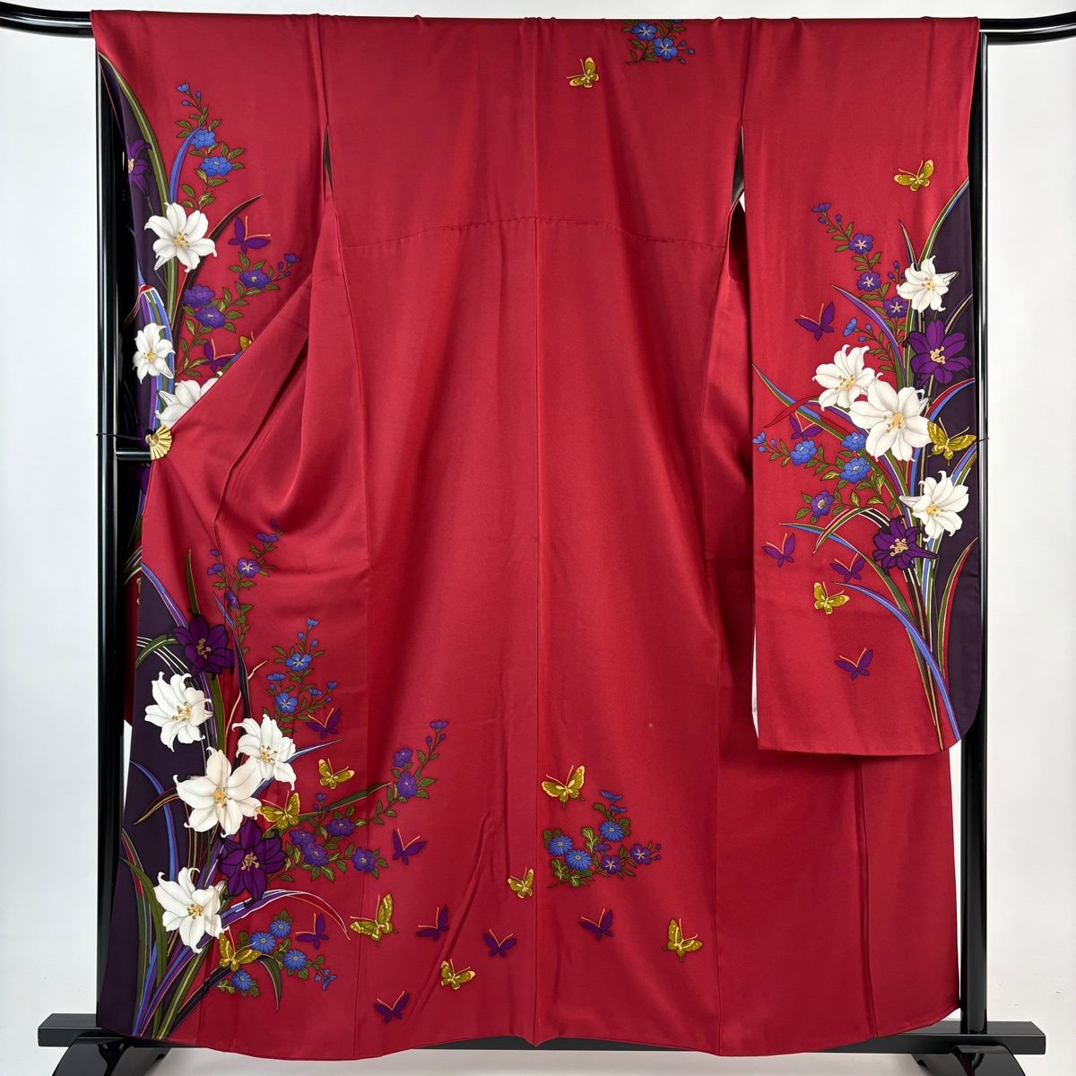 振袖 身丈159cm 裄丈68cm L 袷 百合 蝶 金彩 染め分け 赤 正絹 秀品 【】