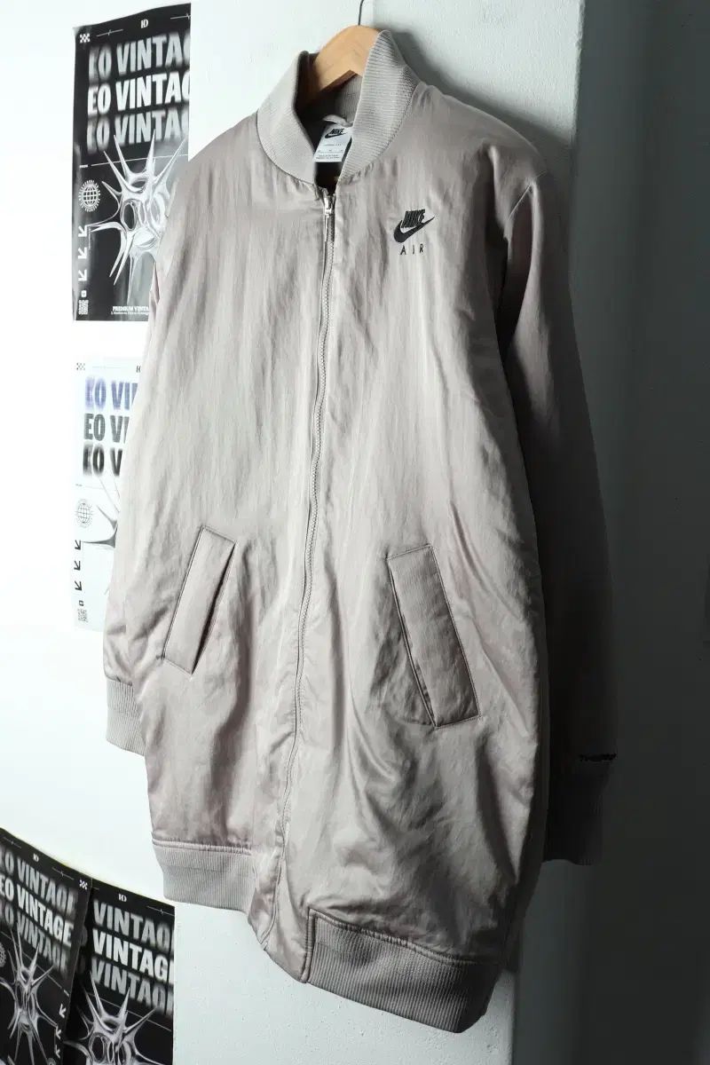 W(M-L) NIKE(ナイキ) ダウン(패딩) アウター ジャケット(점퍼자켓) サテン(새틴) グレー(그레이) Long(롱) オールドスクール(올드스쿨)-16276