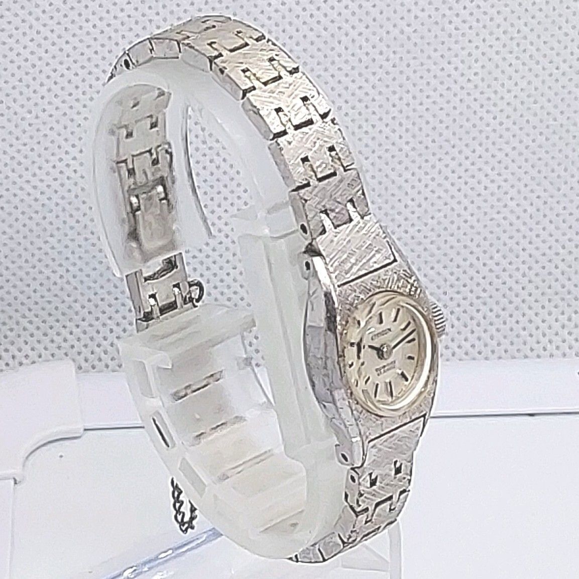 シチズン レディース腕時計 手巻き SPECIAL 23JEWELS 4-671830 1031622