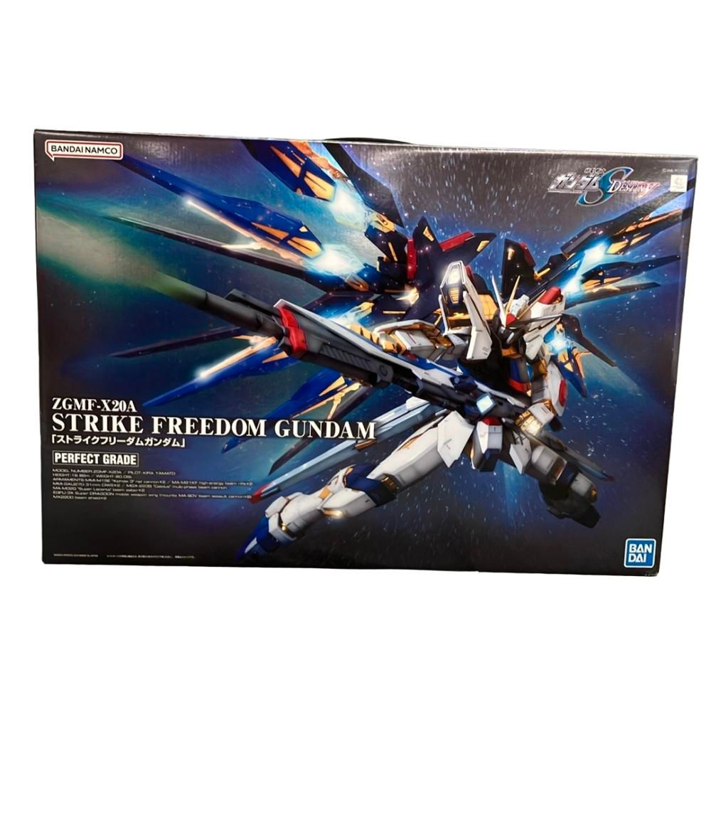 バンダイ 機動戦士ガンダムSEED DESTINY PG 1 60 ZGMF-X 20 A ストライクフリーダムガンダム プラモデル