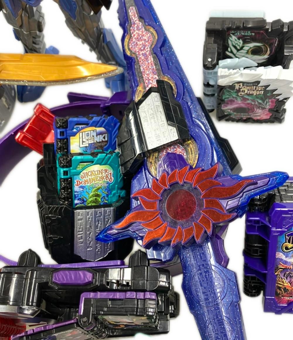 DXキングエクスカリバー＆キングオブアーサーワンダーライドブック DXキングエクスカリバー バンダイ 仮面ライダーセイバー 他 武器＆変身玩具 仮面ライダー BANDAI DXキングエクスカリバｰ&amp;キング | キングオブアーサーワンダーライドブック 聖剣から巨大ロボに変形！「DXキングエクスカリバー＆キングオブ ＆ [BANDAI] DXキングエクスカリバー＆キングオブアーサーワンダーライドブックで DX聖剣ソードライバー（DXキングエクスカリバー＆キング