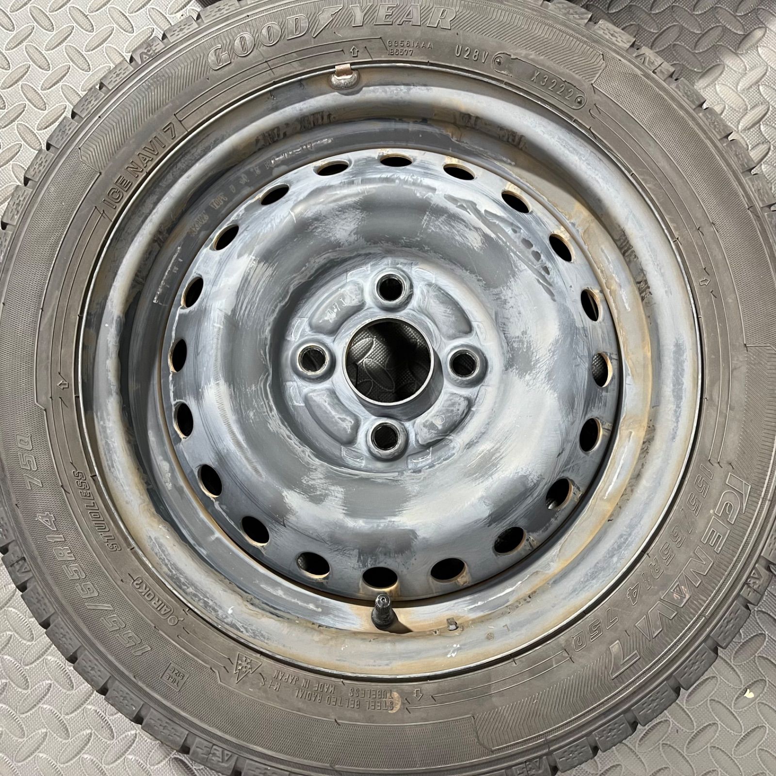 WGN スタッドレスタイヤ