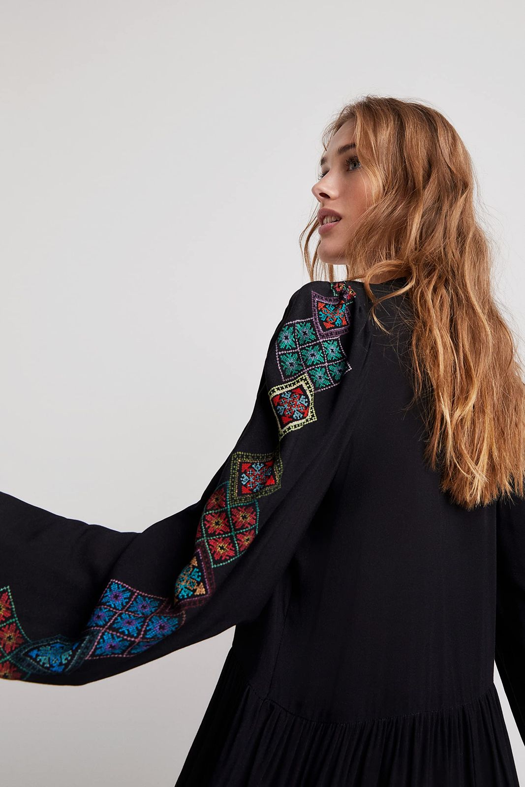 グレー ブラック