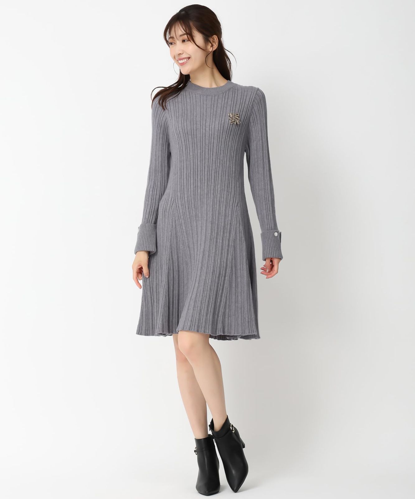 ミッシュマッシュ ワンピース ニットワンピース ブローチ Aライン クルーネック 長袖 レディース GREY