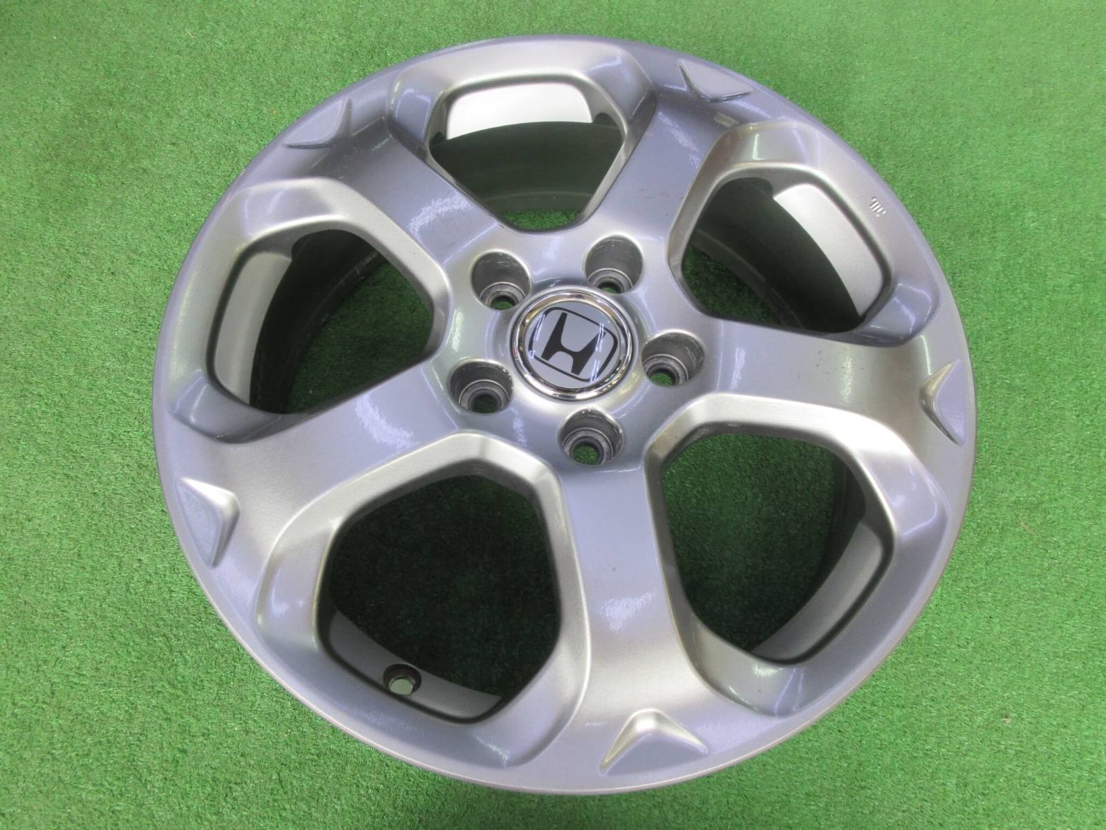 ホンダ ストリームＲＳＺ ホイール 6 J 17 5 H 114 3 55 お探しの方是非いかがですか 2