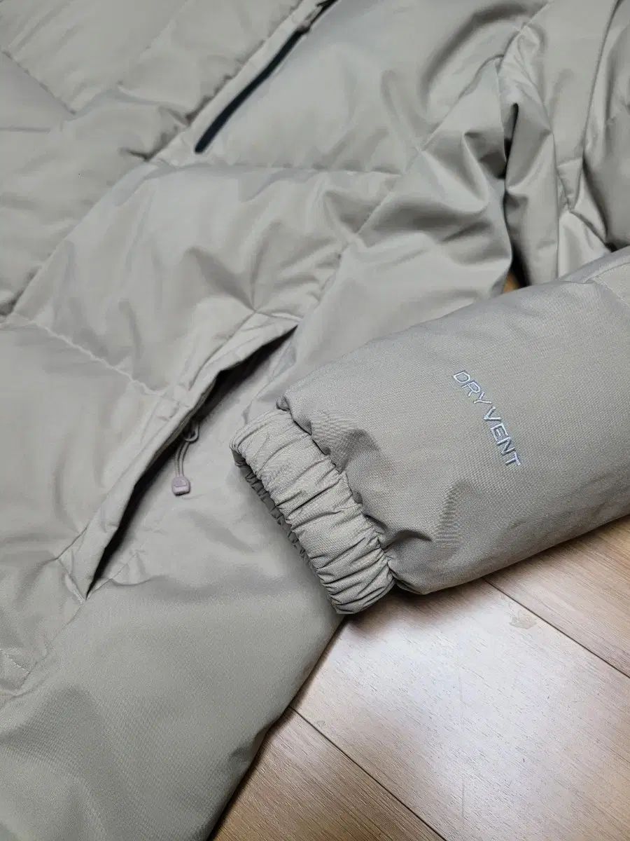 グースダウン ダウン