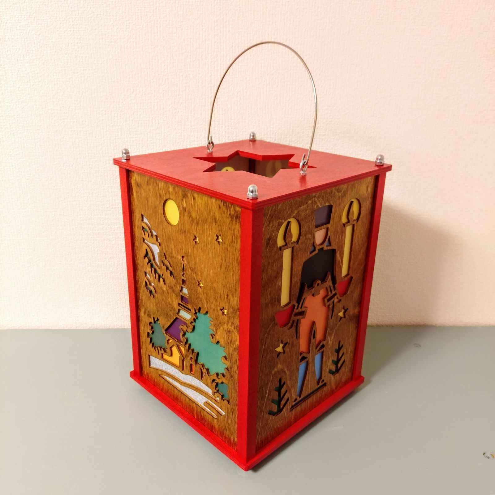 ザイフェンの伝統的なデザインのランタン ドイツ