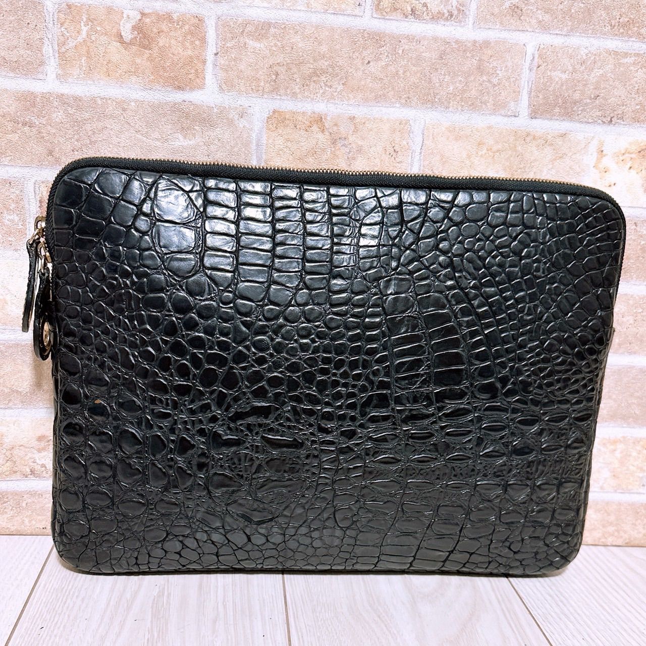 美品) JIMMY CHOO(ジミーチュウ)クラッチバッグ セカンドバッグ 美品) JIMMY CHOO(ジミーチュウ)クラッチバッグ セカンドバッグ