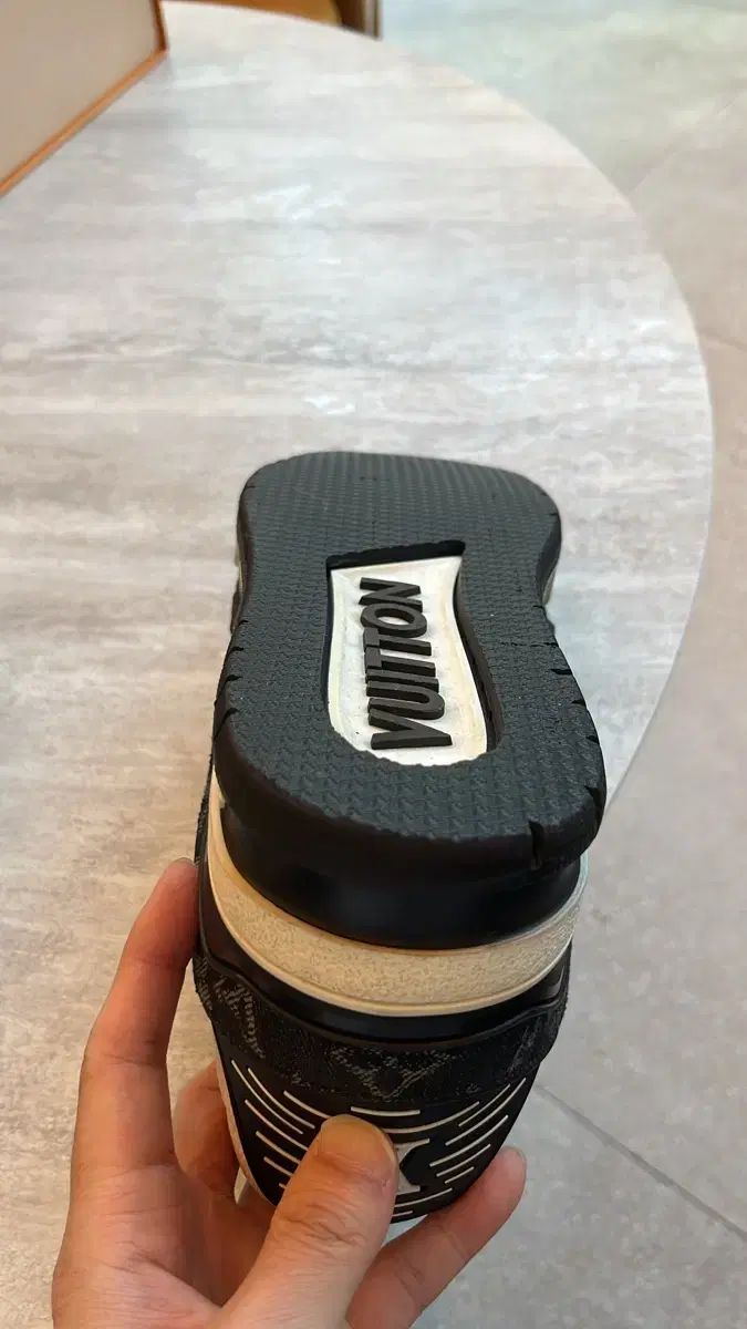 サイズ シューズ