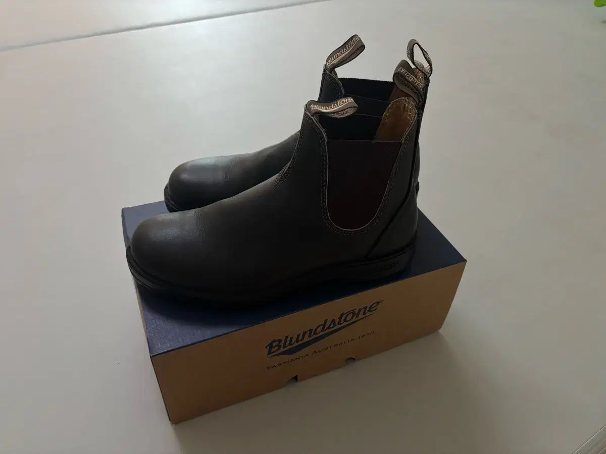 Blundstone ブランドストーン 600 ブラウン