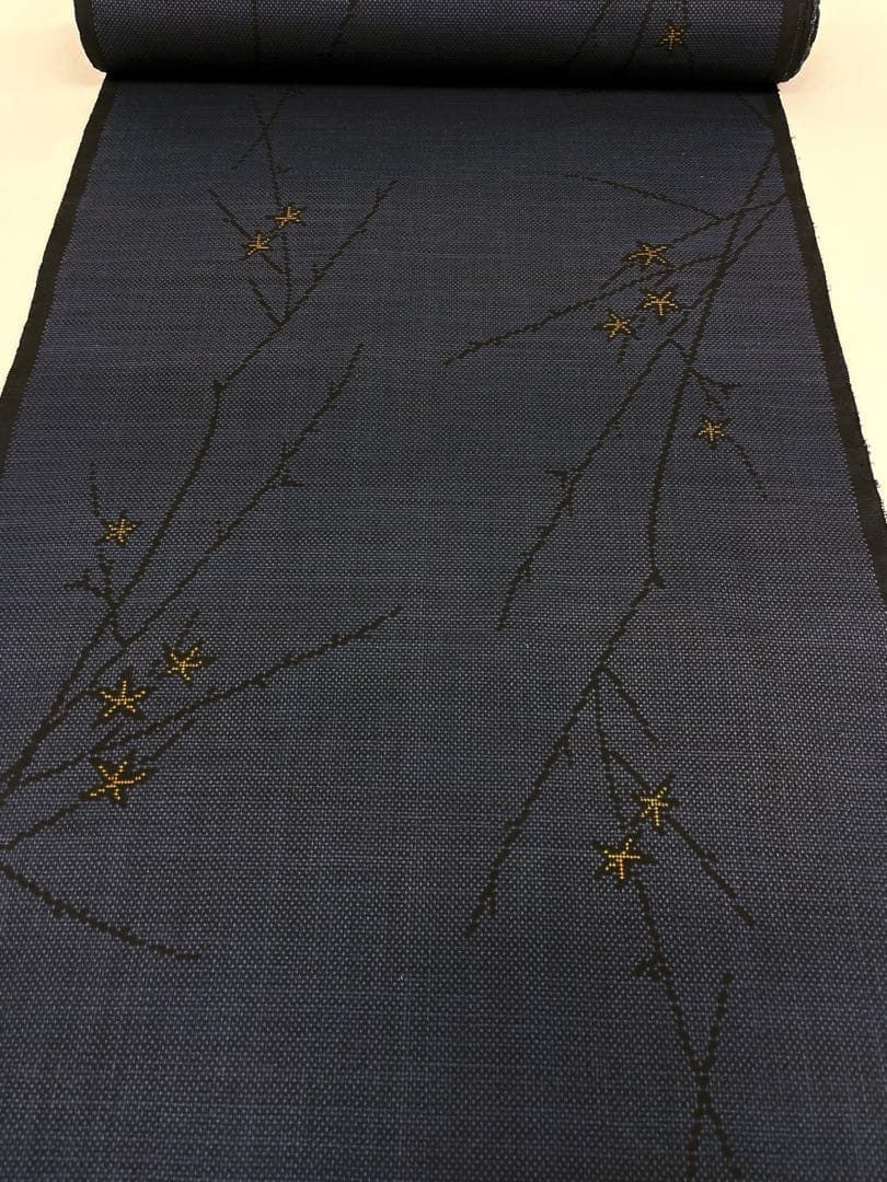 本場奄美大島紬 天然藍 古代染色 純泥染 都成織物 正絹 反物 T 9147