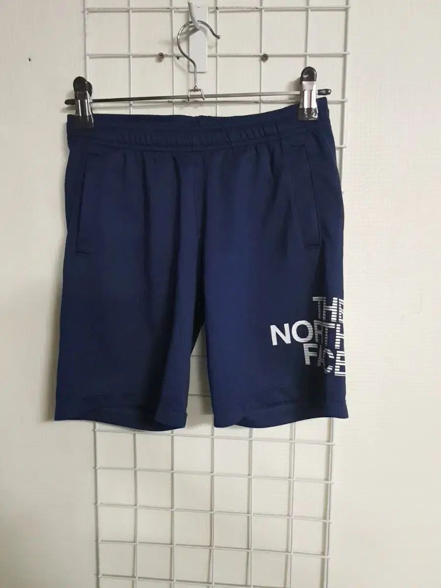 人気定番，大得価 ザノースフェイス キッズ ハーフパンツ 120 その他