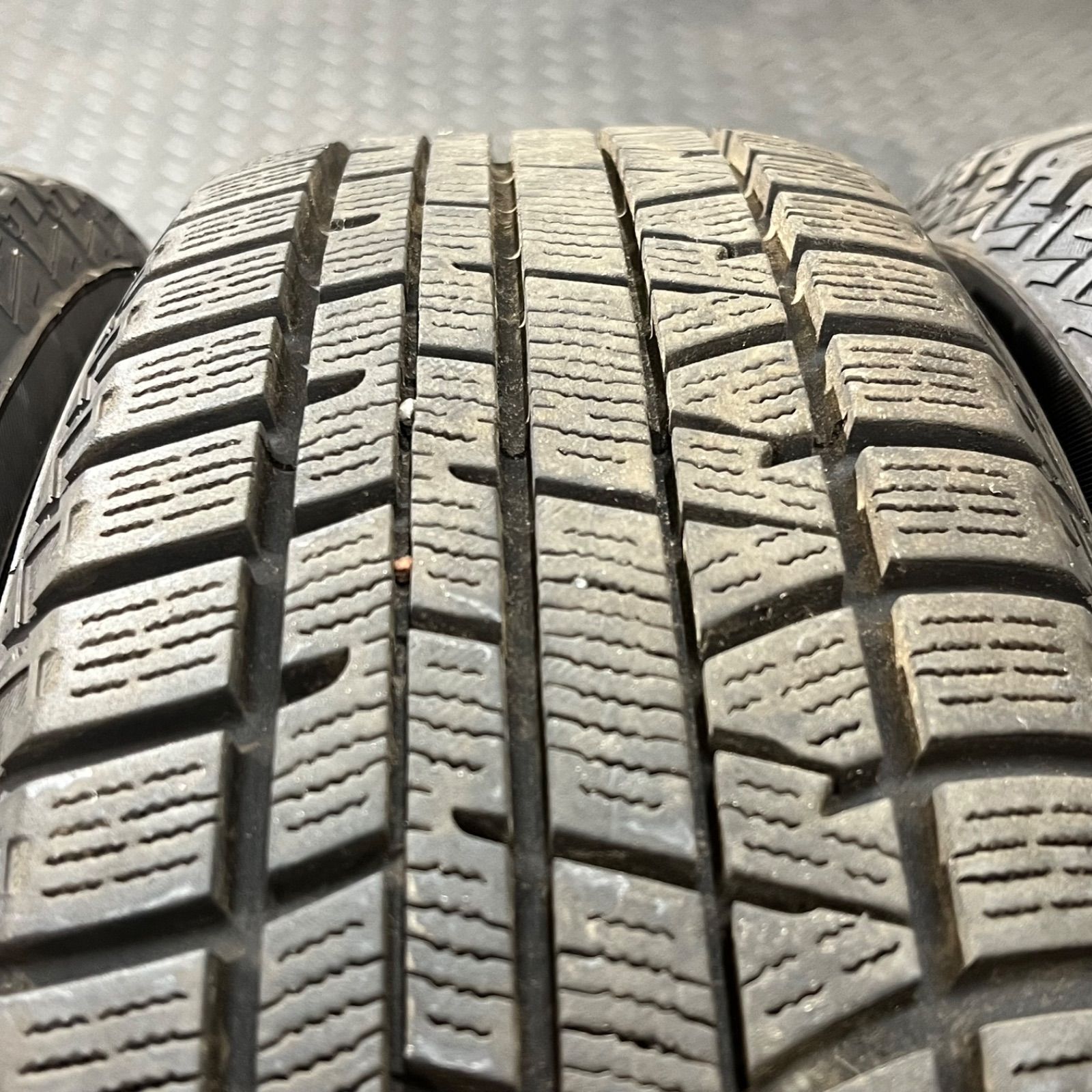 コンテ スタッドレスタイヤ