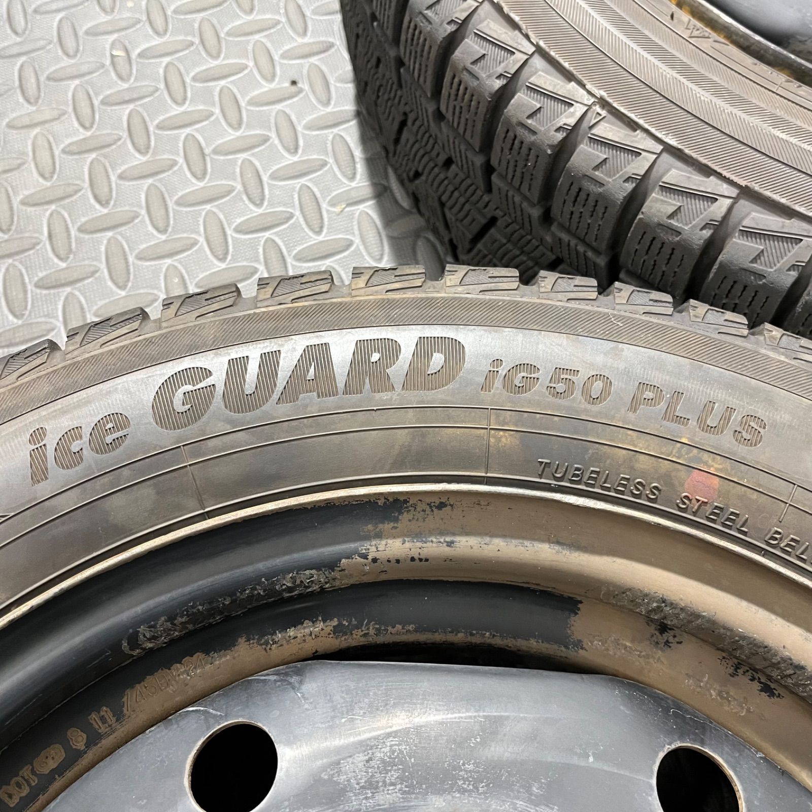 コンテ スタッドレスタイヤ