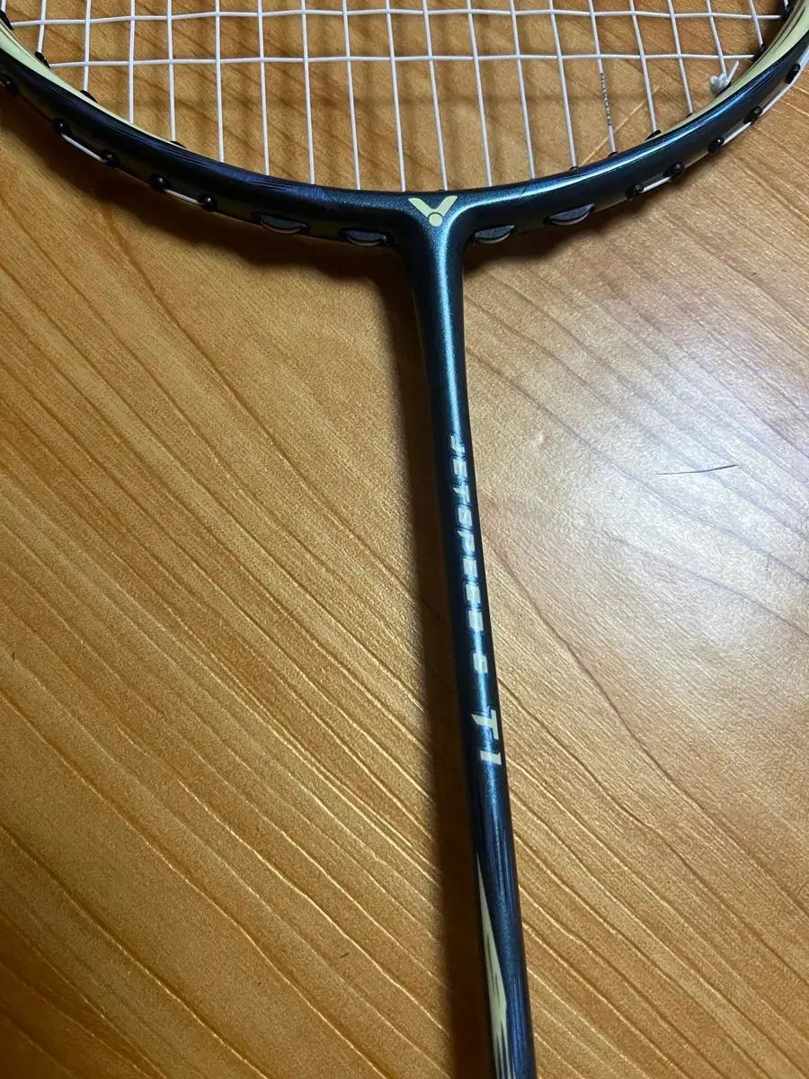 VICTOR ビクター Zettスピード S T 1 バドミントン ラケット