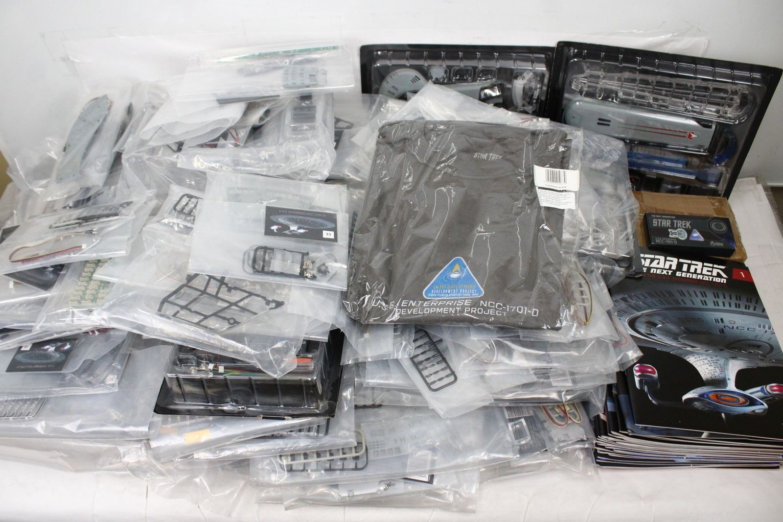 デアゴスティーニ スタートレック エンタープライズD 1 120巻セット ダイキャストモデル 模型 SF S 94 byebye