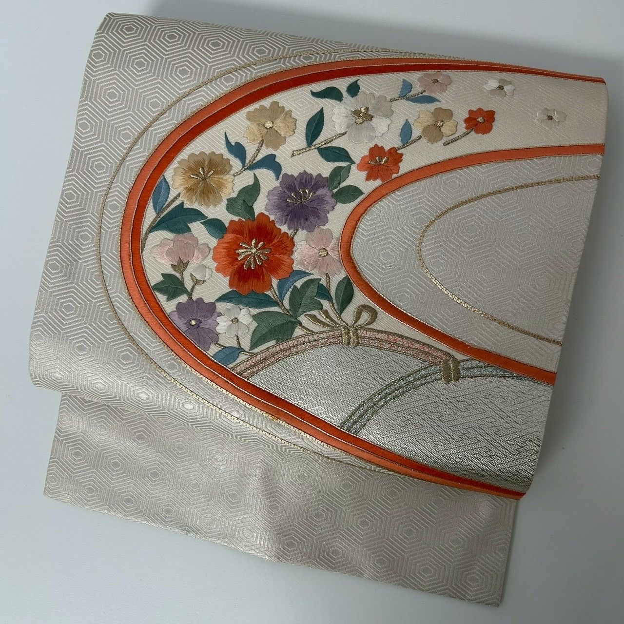 名古屋帯 刺繍 金駒刺繍 花柄 素敵な加工 九寸 正絹 MA-1874 - メルカリ